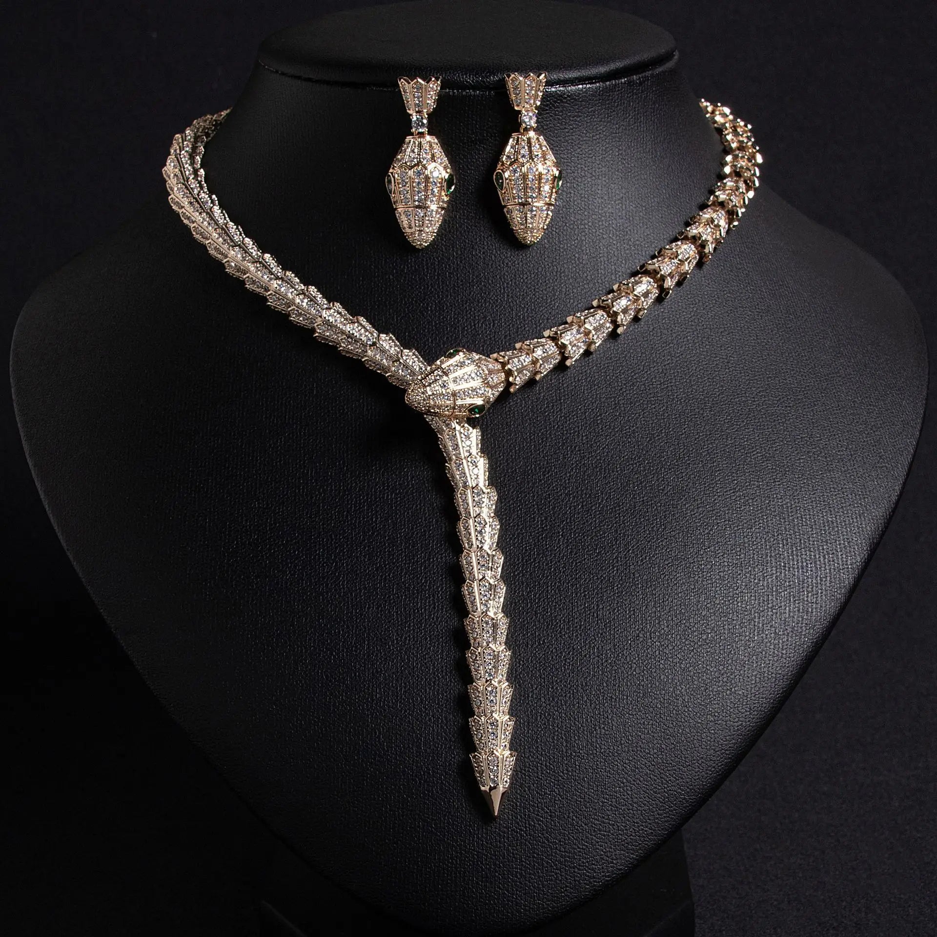 Cross border Fashion Micro inlaid Zircon Serpentine Necklace Earrings Jewelry Set Banquet High Ding Spirit Snake Xiang Jewelry E  ⬆ Page price