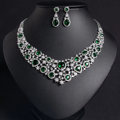 Luxurious High Shine Zirconia Bride Jewelry Set with Elegant Earrings and Necklace for a Regal Wedding Appearance