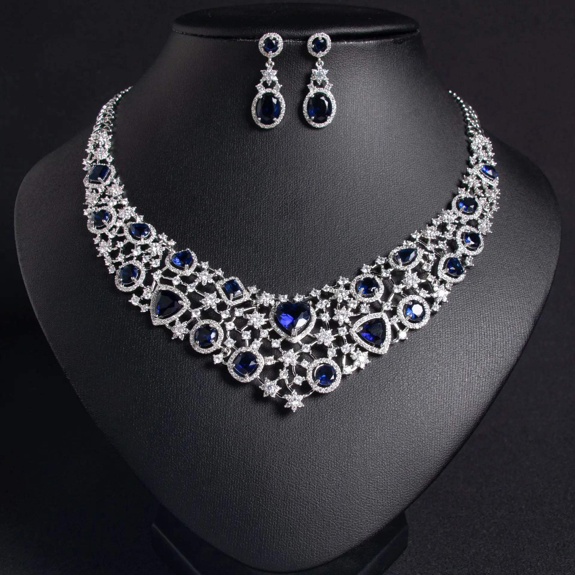 Luxurious High Shine Zirconia Bride Jewelry Set with Elegant Earrings and Necklace for a Regal Wedding Appearance